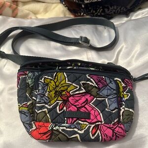 Vera Bradley adjustable strap crossbody or fanny pack